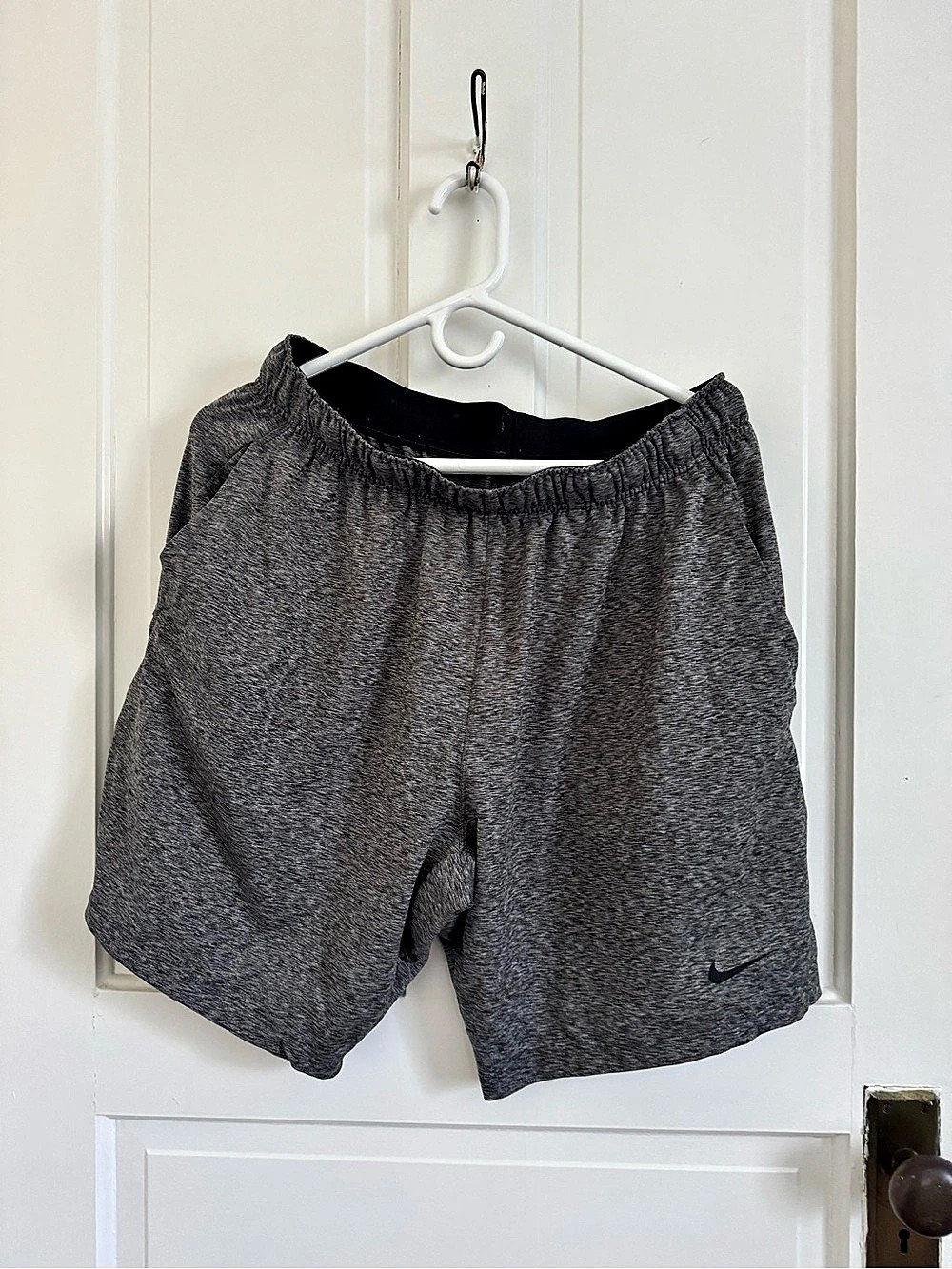 Nike Dri-FIT Training Shorts Gray & Black Large